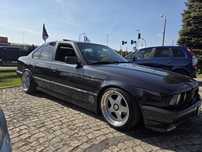 Ogłoszenie sprzedaży BMW E34 M30B35 Turbo – Stan Kolekcjonerski
