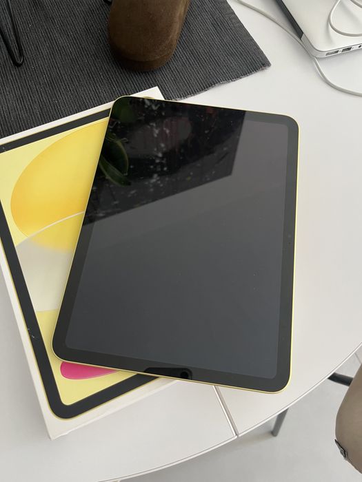 iPad 10th generation 256 GB