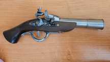 Pistolet replika zapalniczka
