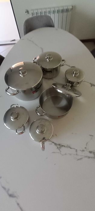 Panelas marca suprema em  inox