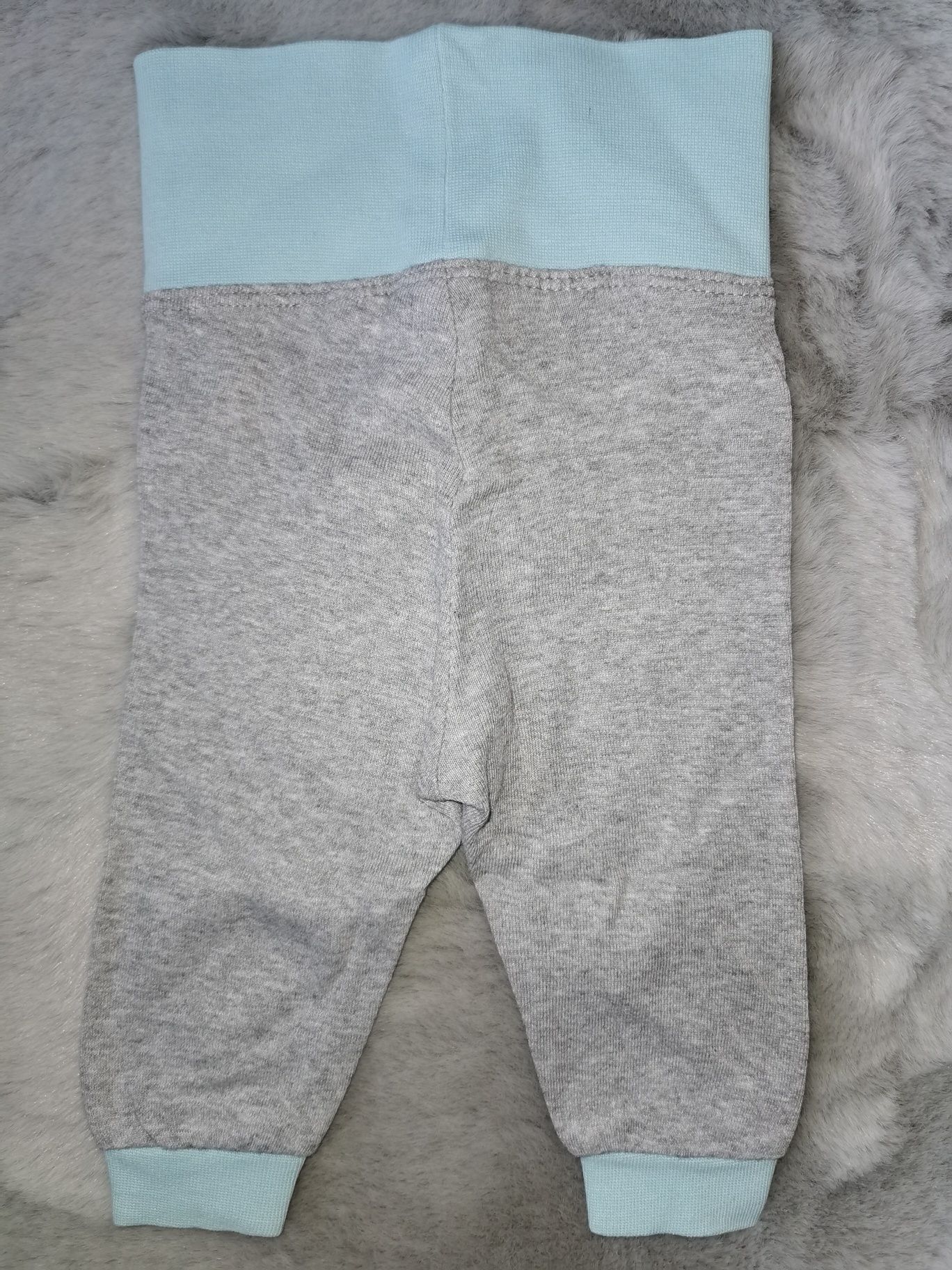 2 szt. legginsy Looney Tunes rozm. 50/56