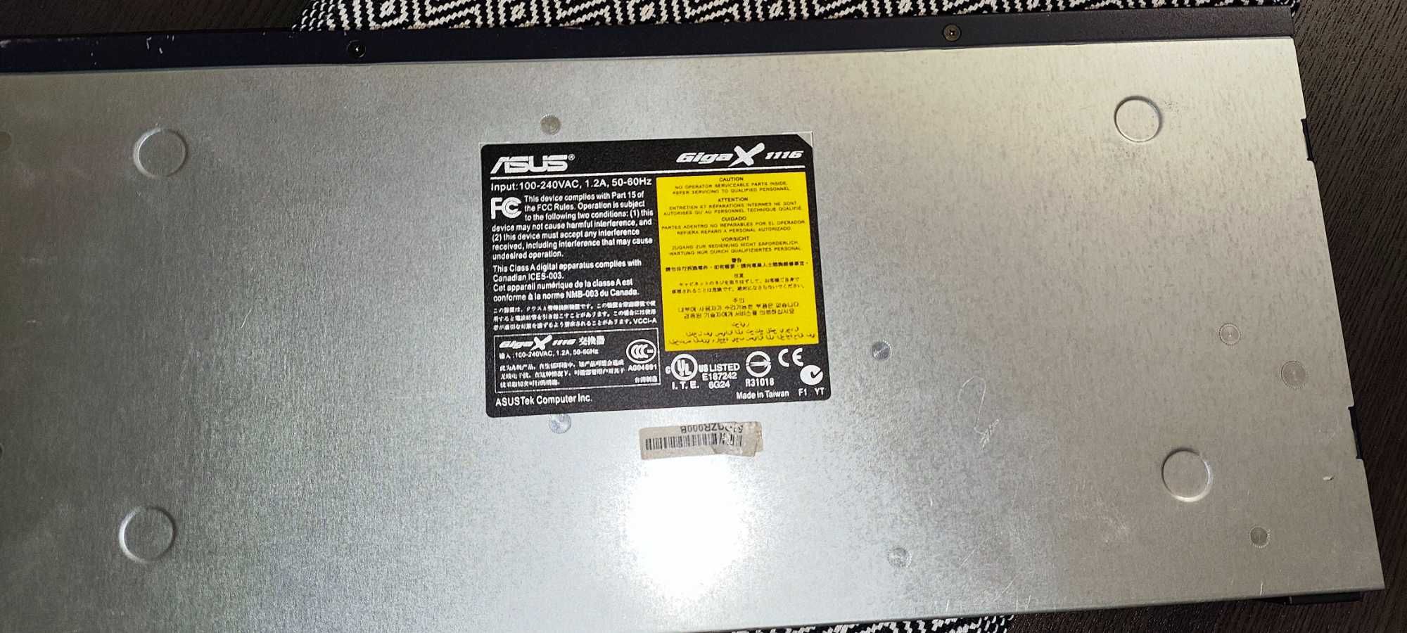 Switch Asus GigaX 1116