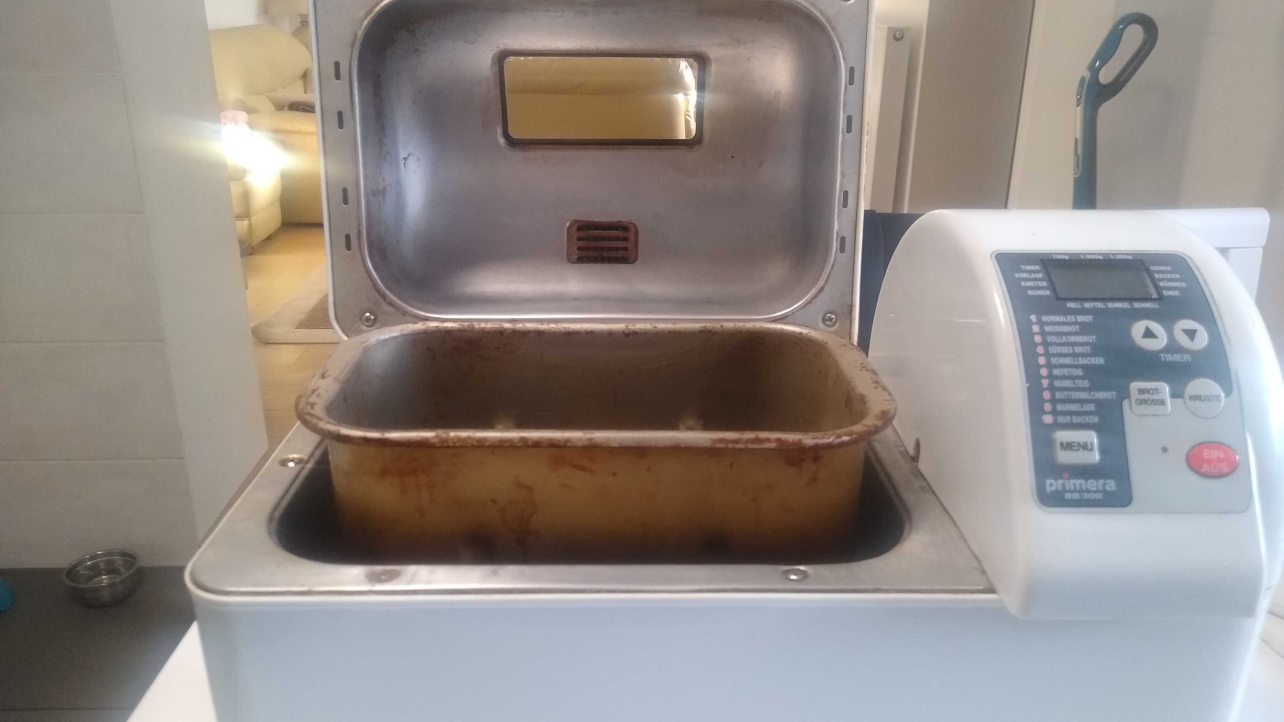Automat do wyrabiania i pieczenia  chleba Primera BB300