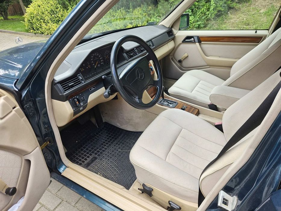 Mercedes-Benz Klasa E 124 kombi automat klimatyzacja