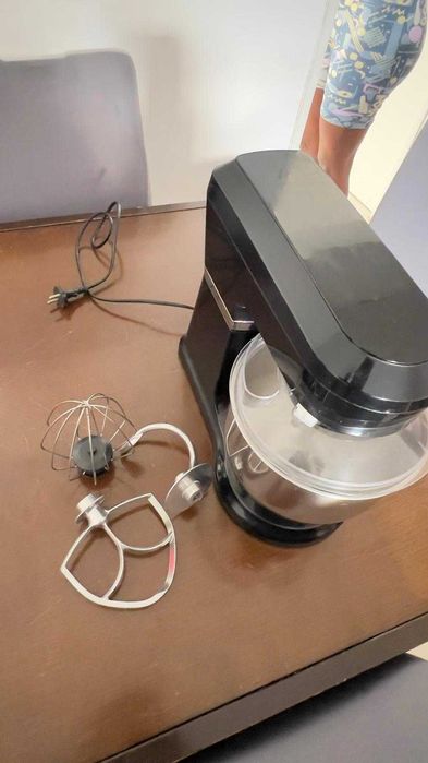 Robot de Cozinha ELECTRONIA 800W | 4,5L | 6 Velocidades + Pulse