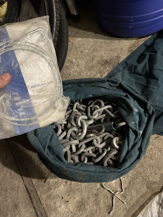 Лацнюги на вантажівку 315/70/22.5