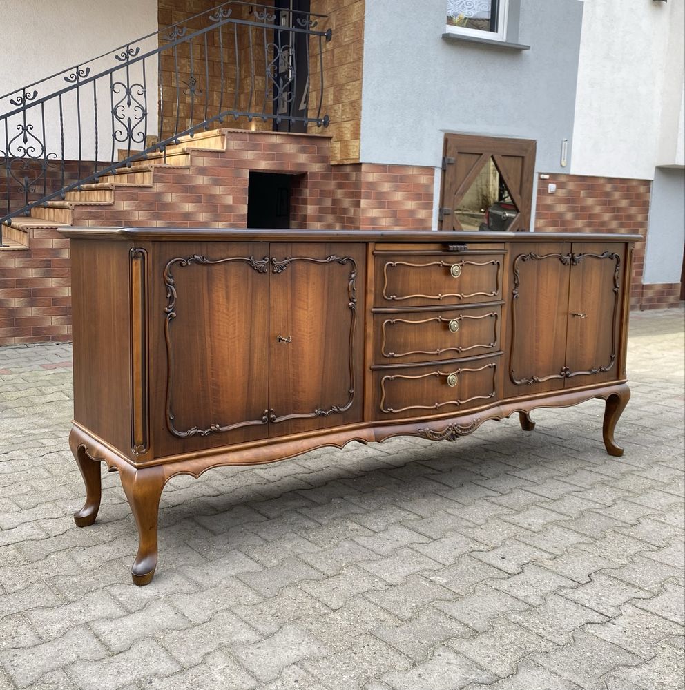 komoda w stylu ludwikowskim