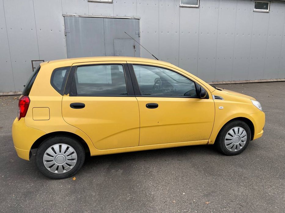 Продам автомобіль Chevrolet Aveo, T -250