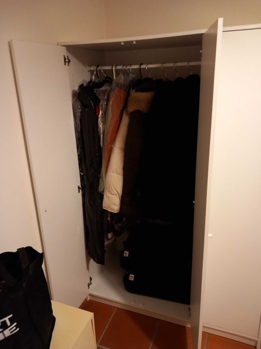 Roupeiro Ikea Bom estado