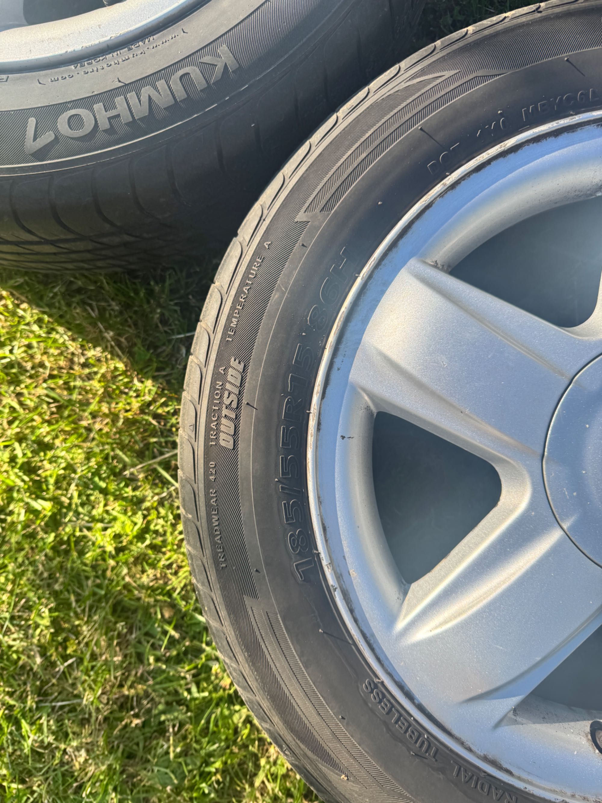 Alufelgi clio r15 + opony
