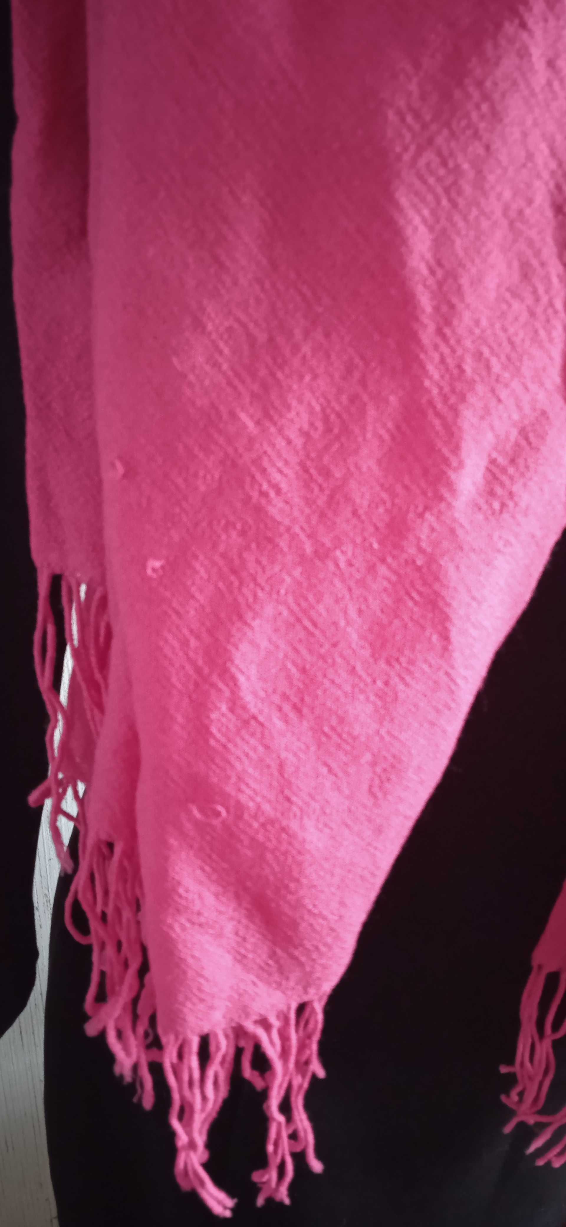 różowa chusta - szal