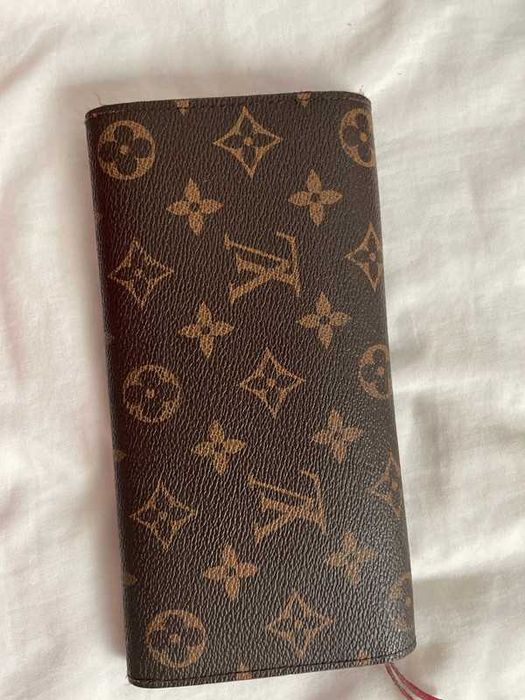 The Quintessential Small Wallet: Louis Vuitton
