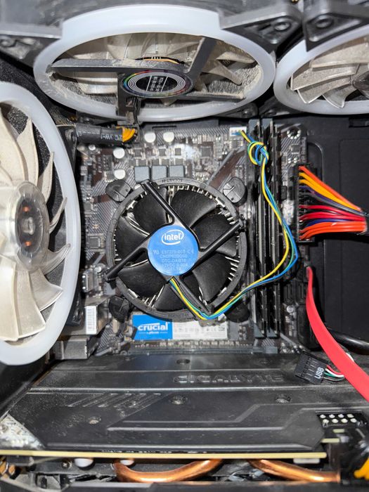 Komputer GeForce 2060 z i5-10400F