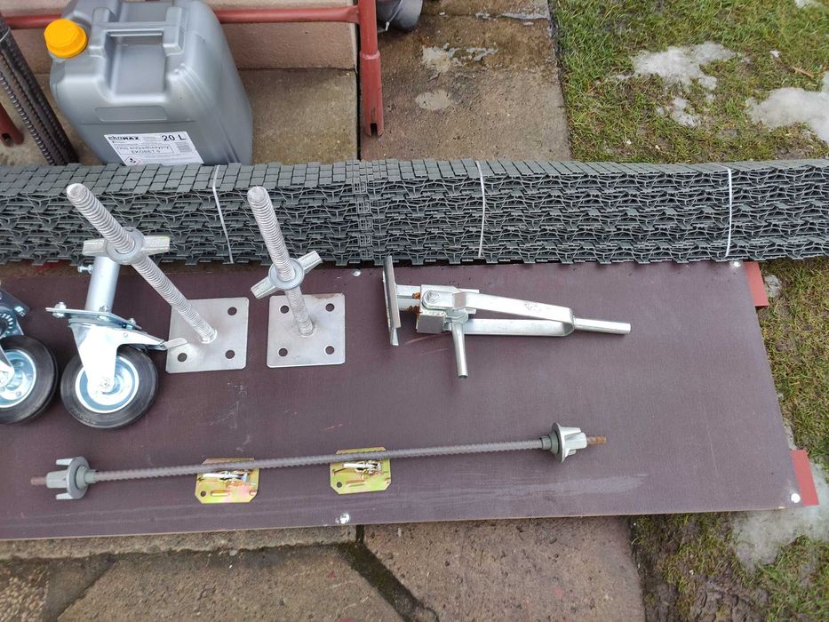 Nakrętka talerzowa centrująca ankry ściąg szalunki