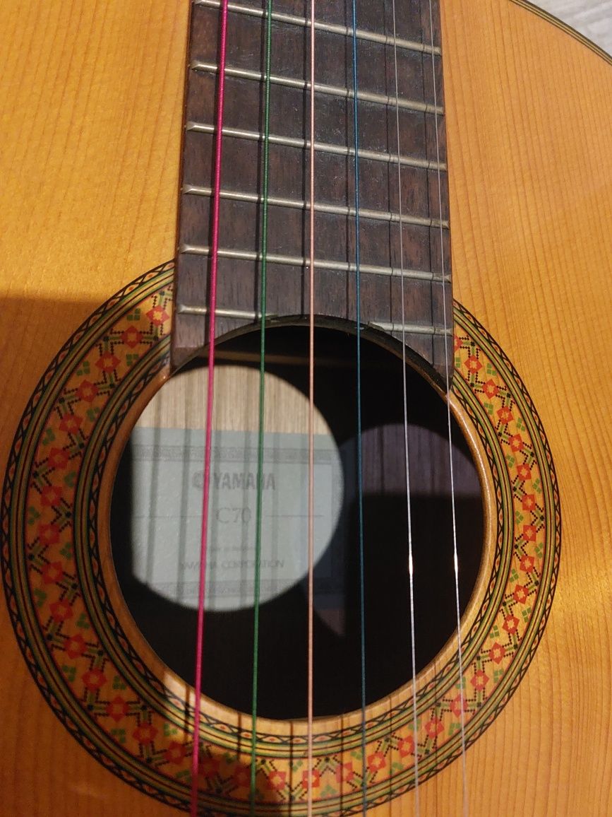 Аккустическая гитара Ямаха С 70