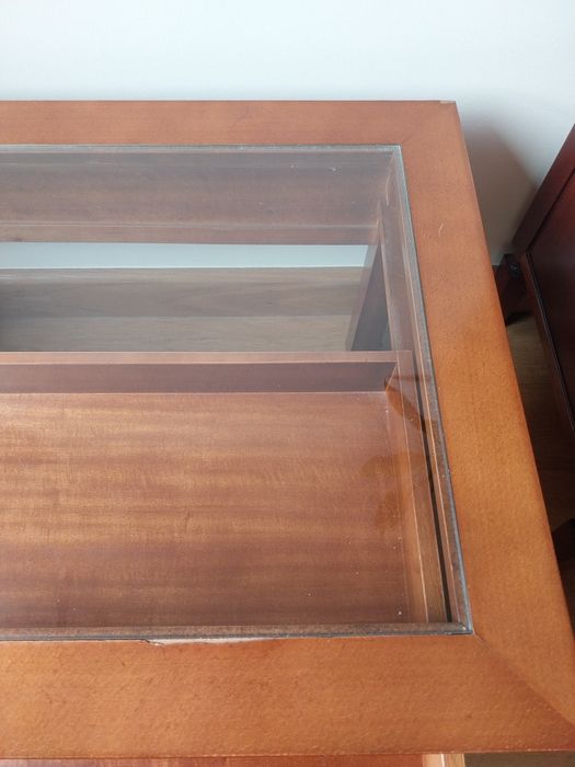 Mesa de centro em madeira