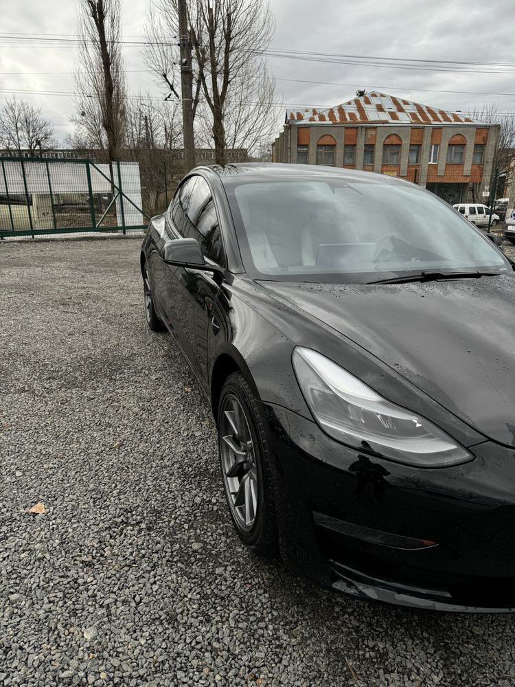 Tesla 3 LR 2021 з тепловим насосом