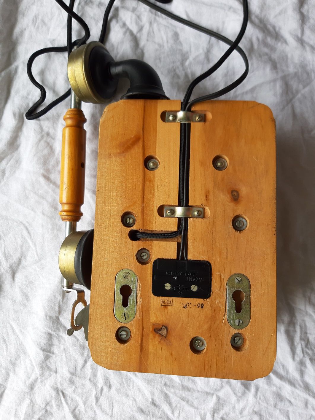 TELEFON RWT AKANT drewniany antyk klasyk retro Prl przewód vintyge
