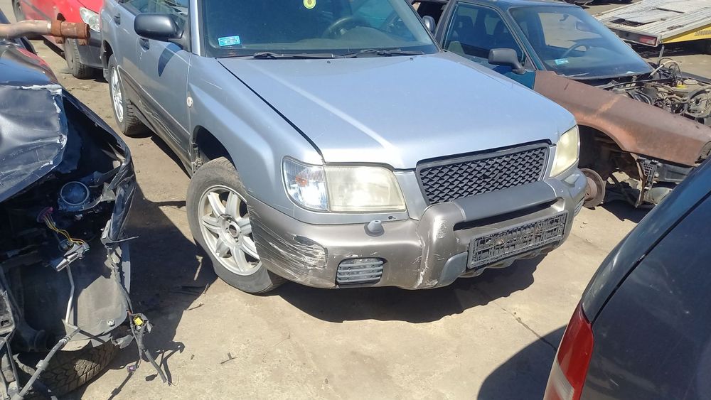 Subaru forester SF 1 2.0 бензин 00-02r кпп з роздаткою коробка передач