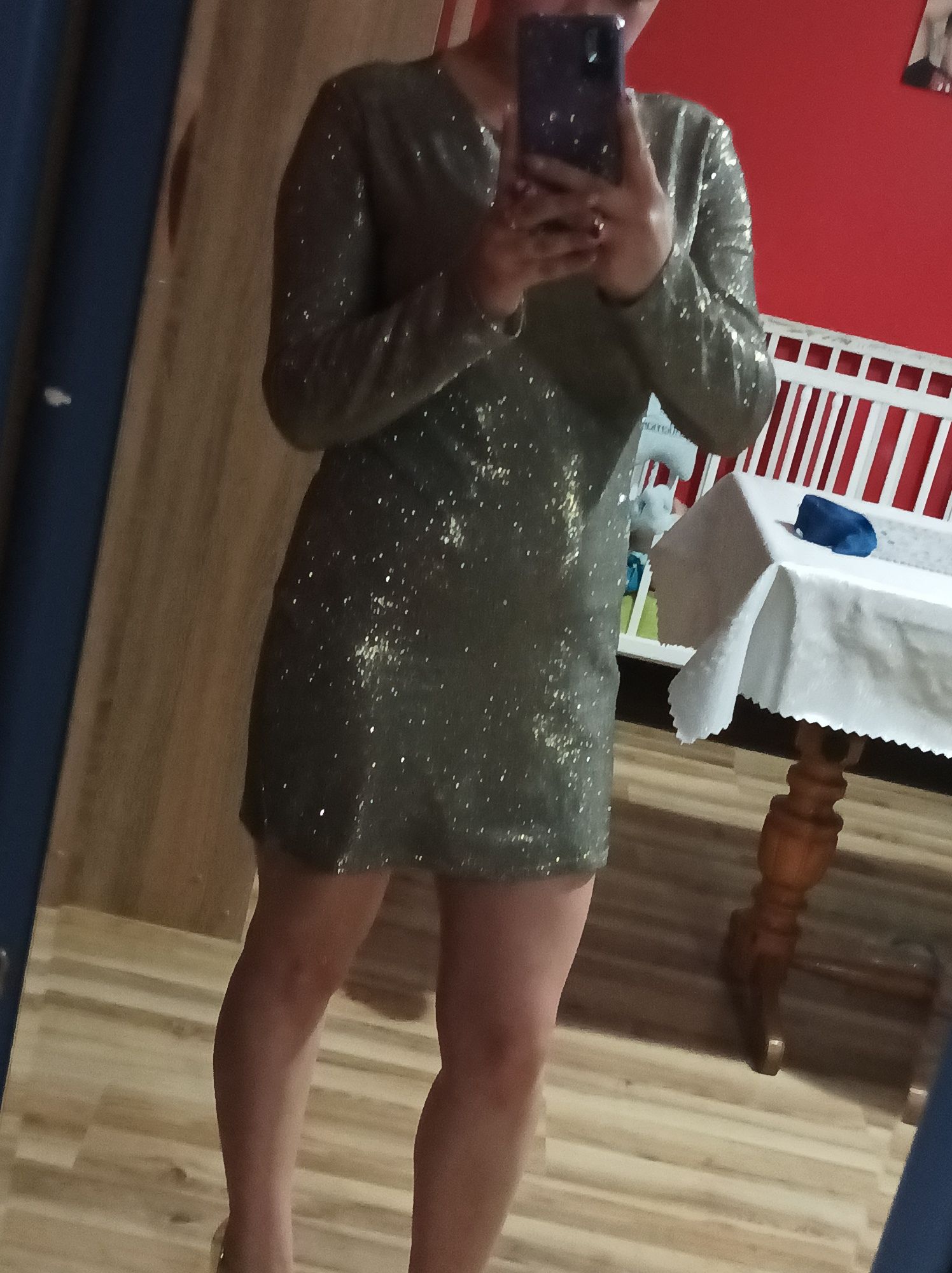 Sukienka srebrna
