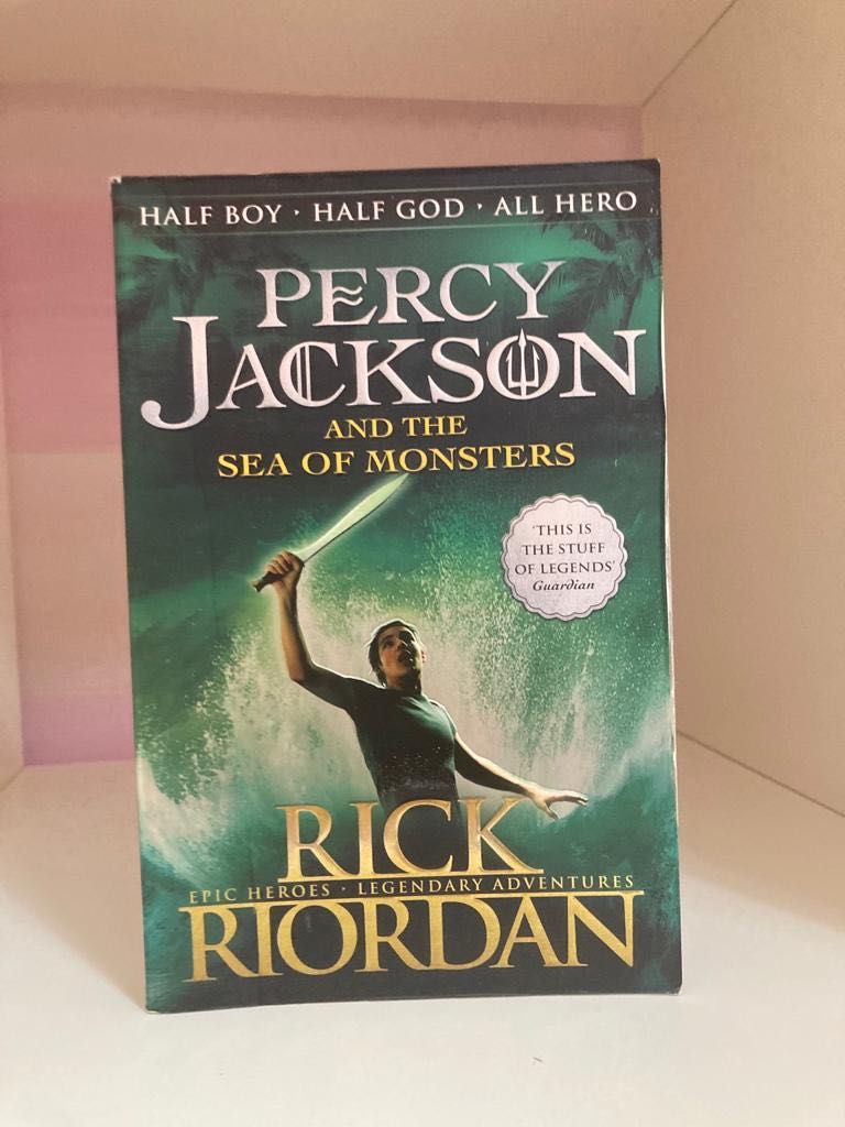 Livros: 2 Percy jackson