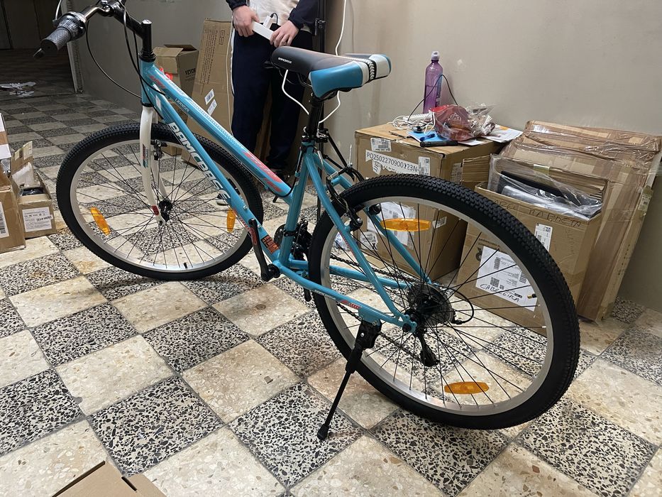 Bicicleta nova em caixa