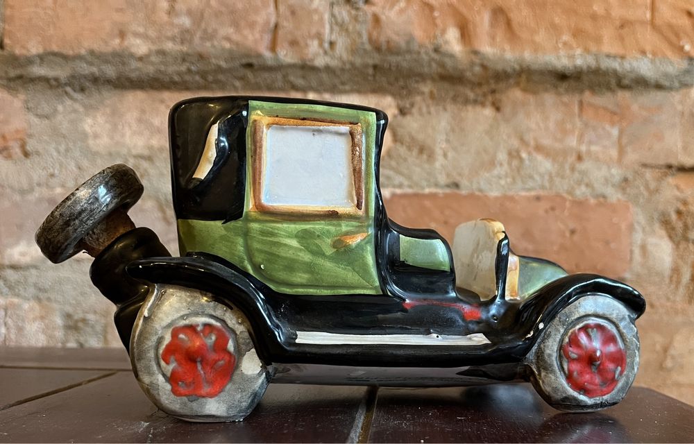 Kolekcjonerska karafka - samochód Renault 1911 Millefiori Cucchi