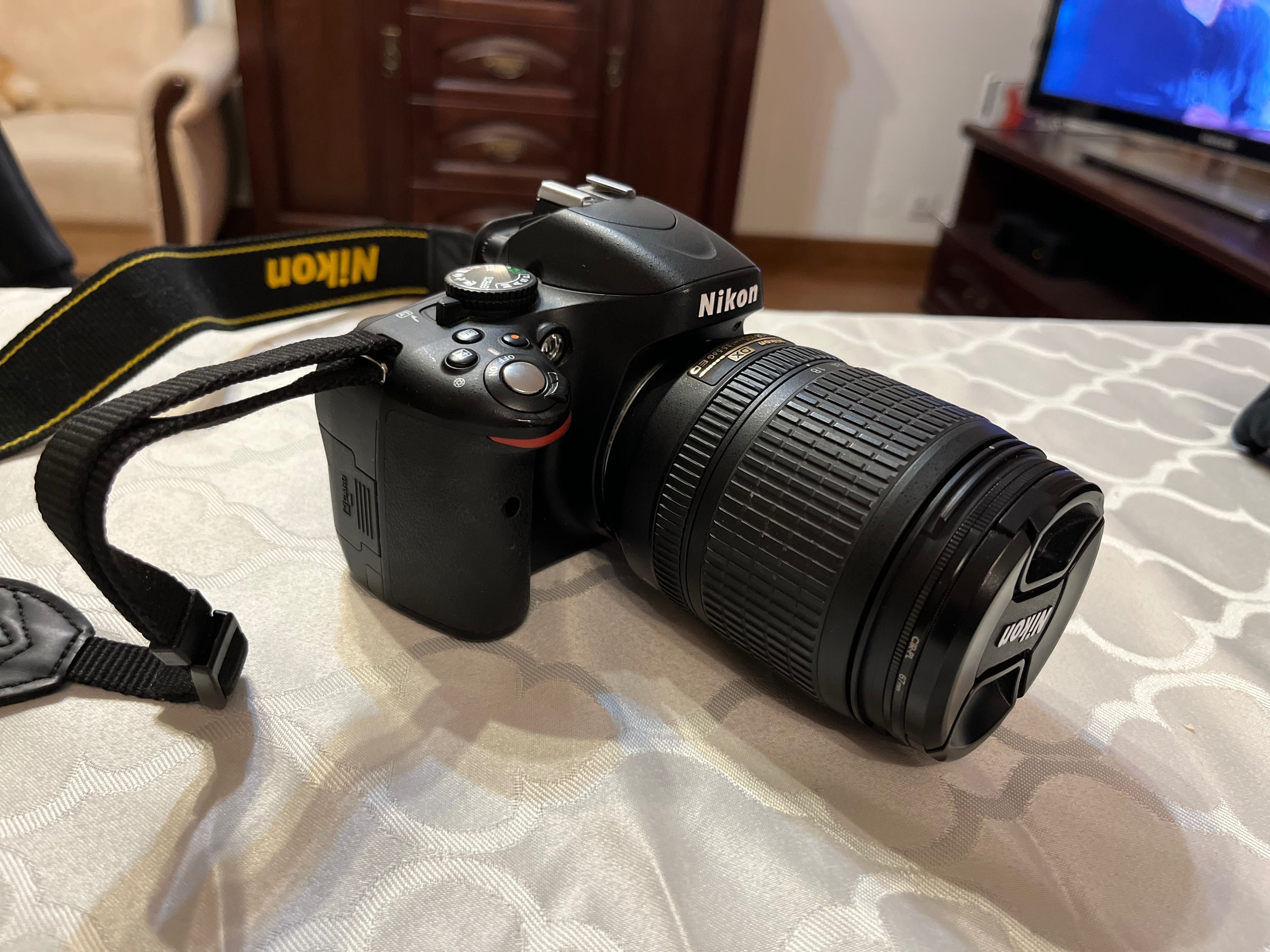 Nikon D5100 Z trzema obiektywami
