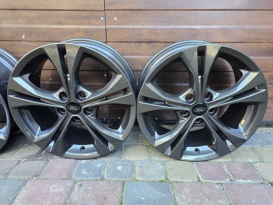 Ford Mondeo MK4 17 cali 5x108 7J ET50