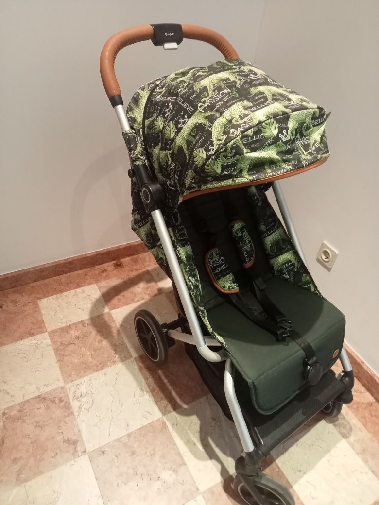 Carrinho bebê cybex