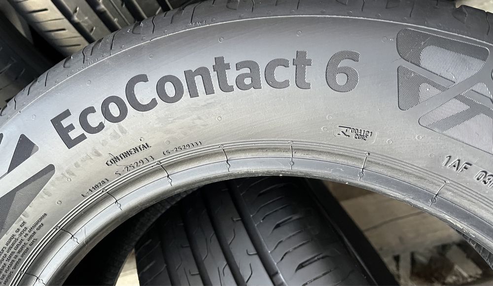 Шини Continental Eco Contact 6 R 17 215 60