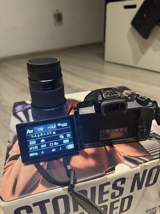 Canon EOS M50 + Obiektyw Sigma 30mm f/1.4 DC DN + akcesoria