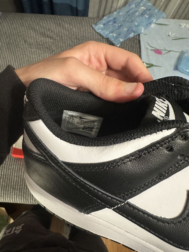 dunk low black and white