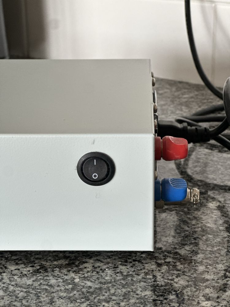 Zasilacz laboratoryjny USB 60V 15A PeakTech 1585