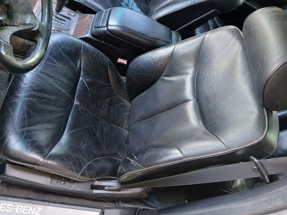 Салон сідушки шкіряні на мерседес w140