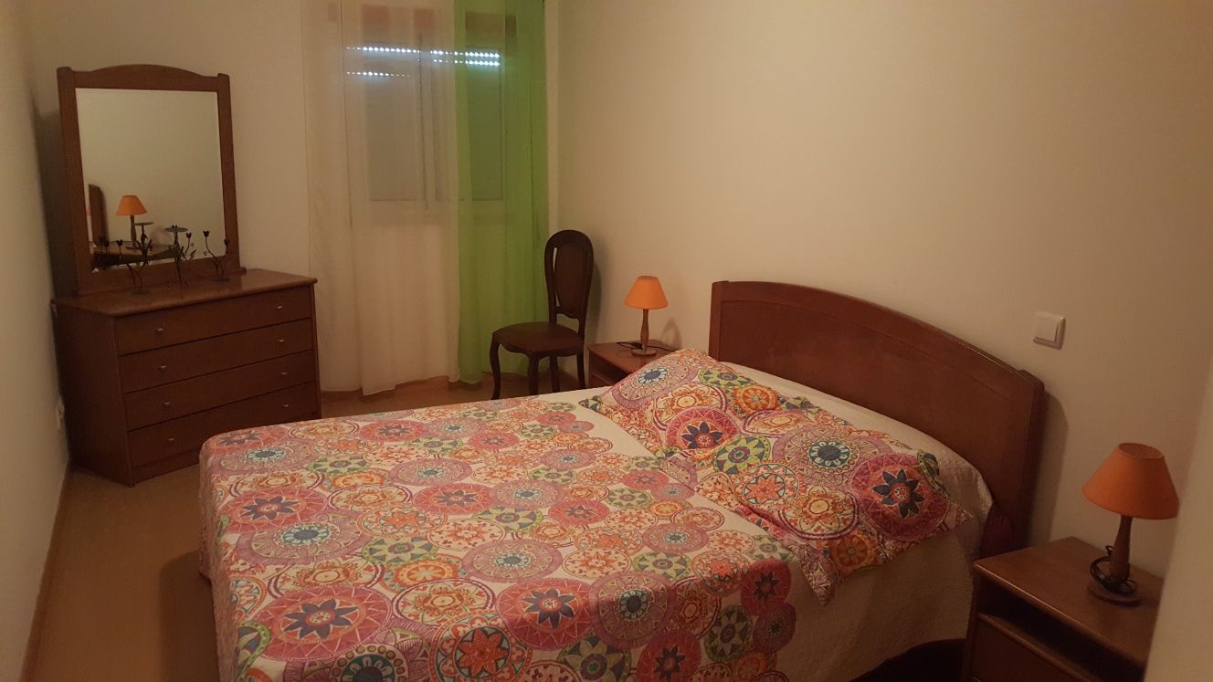 Apartamento T4 Nazaré para férias