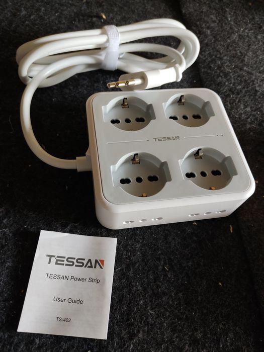 TESSAN Listwa zasilająca z USB