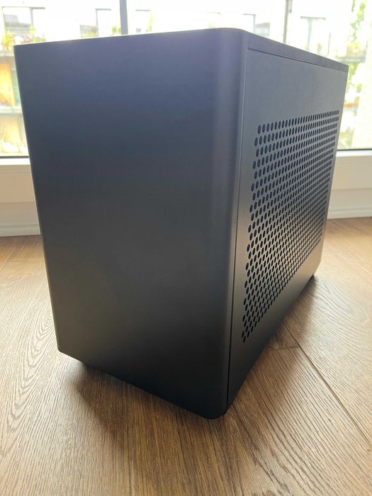 Gaming PC ITX – Ryzen 5 9600X / RX 7800 XT 16GB / 32GB DDR5 / 1TB SSD