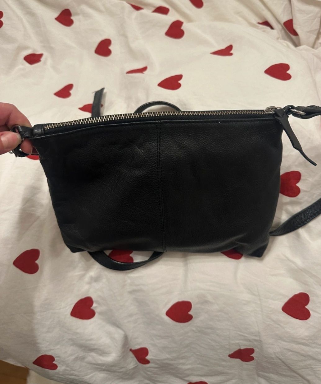 Skórzana torebka crossbody, Kiomi jak Cos
