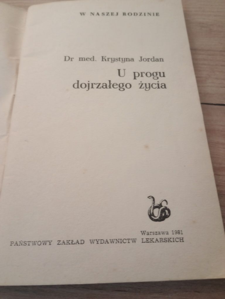 Małe dziecko. Rozwój, pielęgnowanie, wychowanie i żywienie. Praca zbio