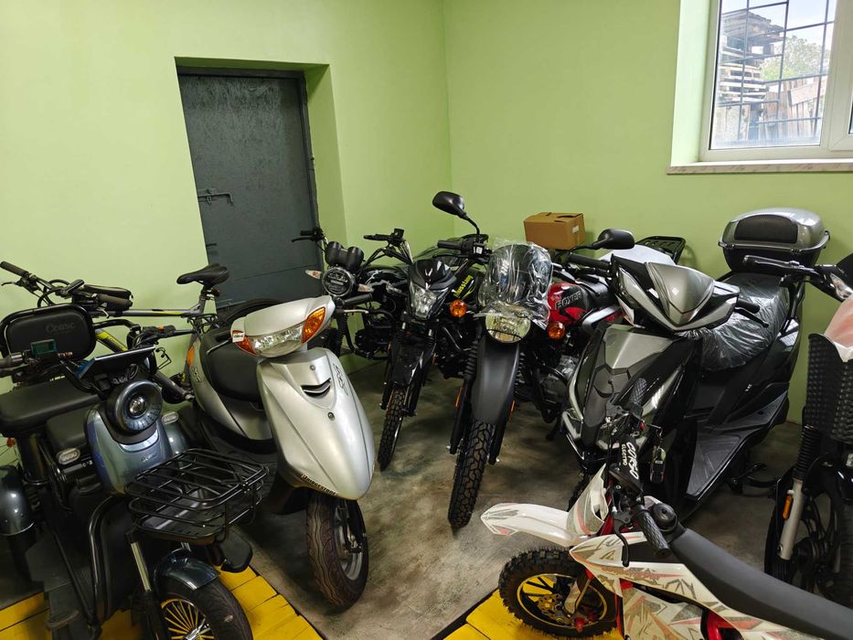 Скутер SPARK SP150S-17R Безкоштовна доставка 100км