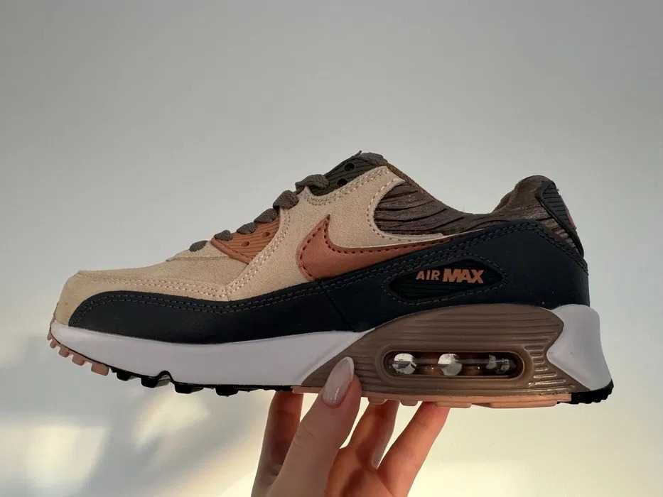 Nike Air Max 90 LTHR r. 39