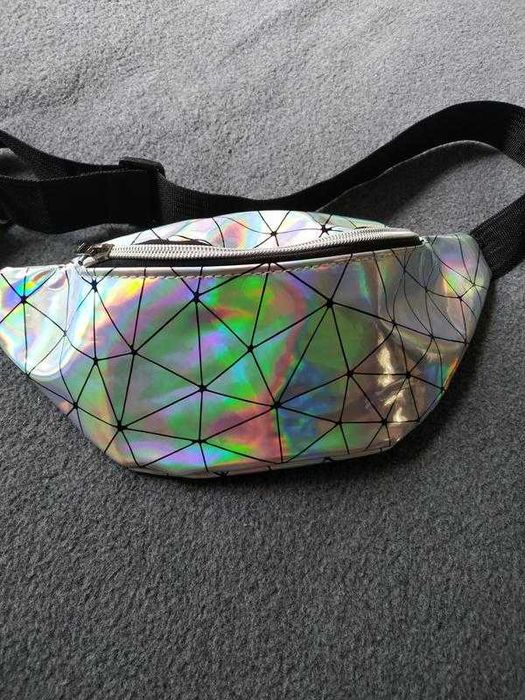 Сумка на пояс, бананка