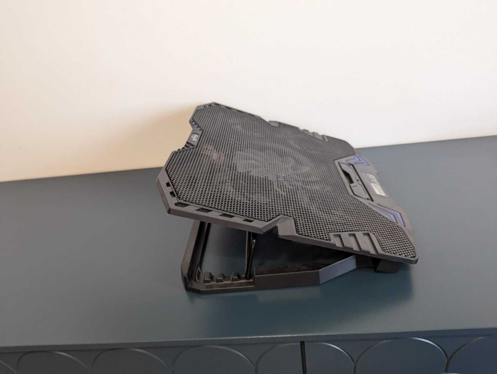 Suporte para portátil com ventoinhas