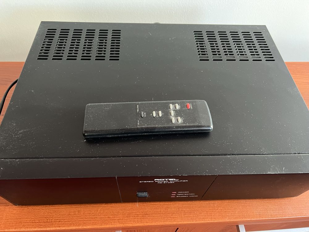 Zestaw stereo Rotel z głośnikami B&W DM 602 S2