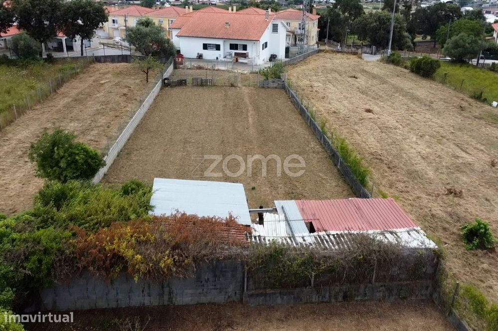 Moradia T3 para venda em Porto de Mós