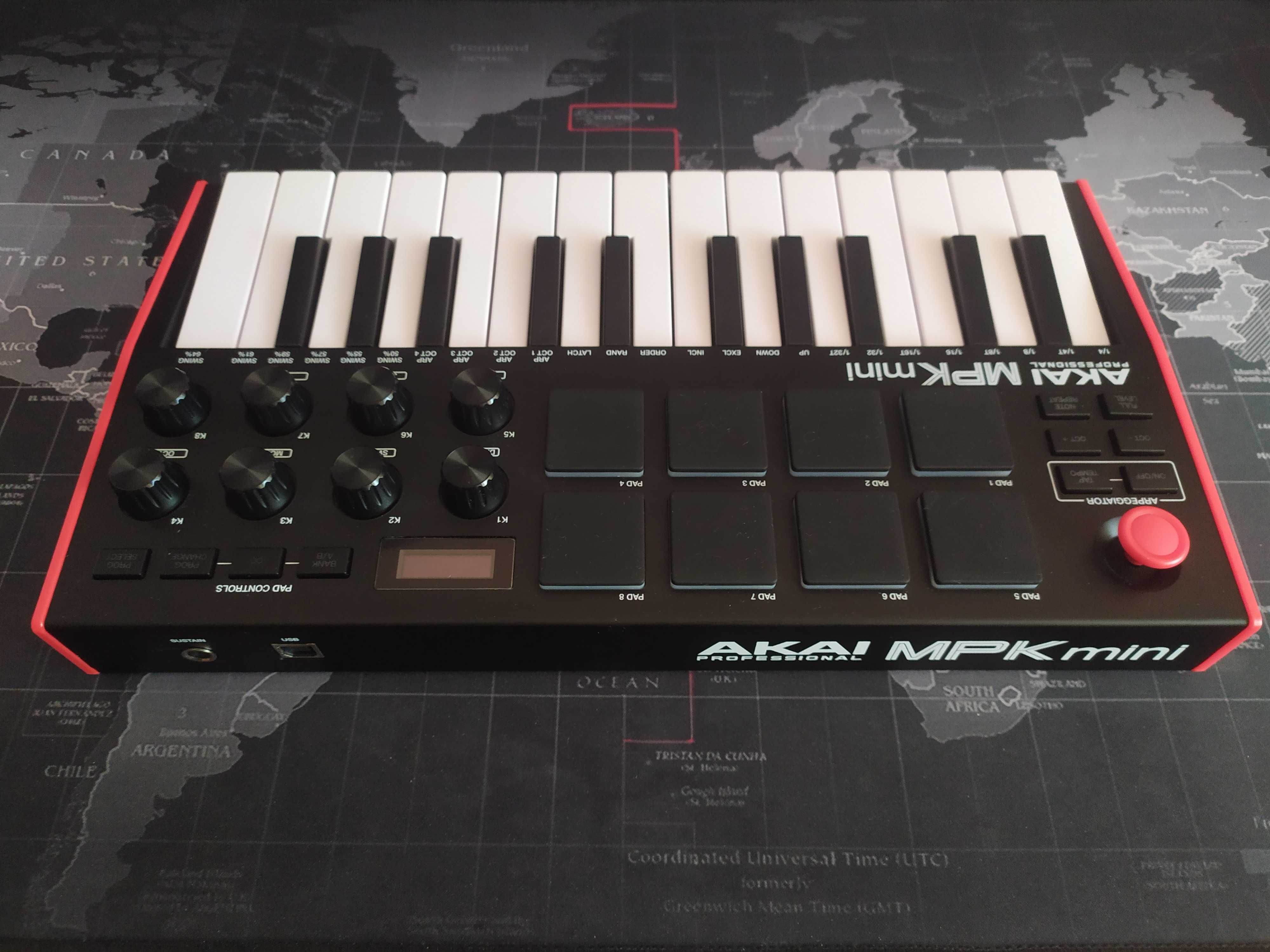 Midi-клавиатура AKAI MPK MINI MK3