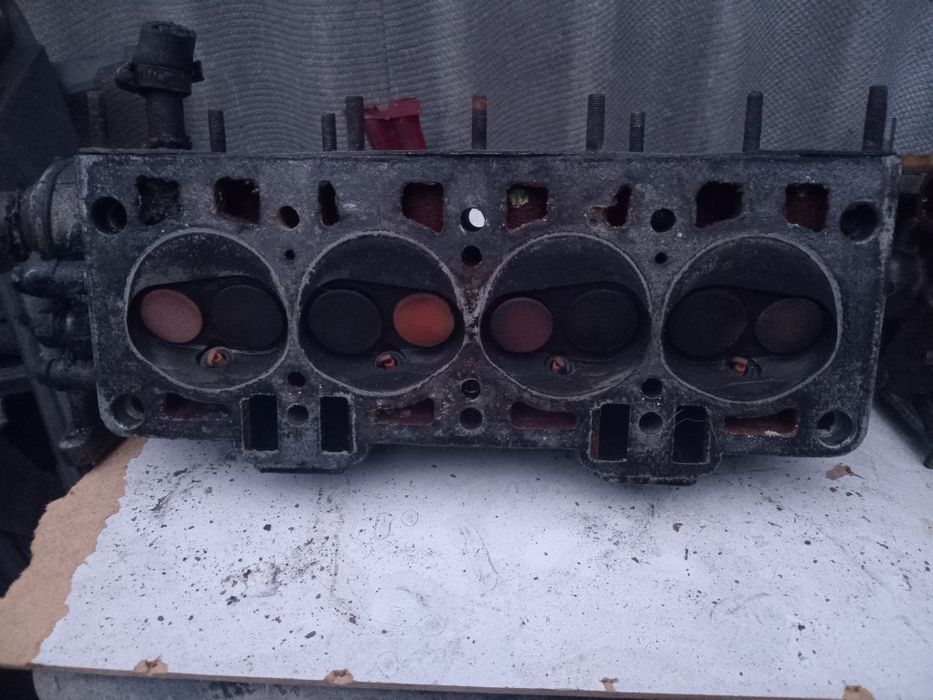 Головка на Таврія и Славуту