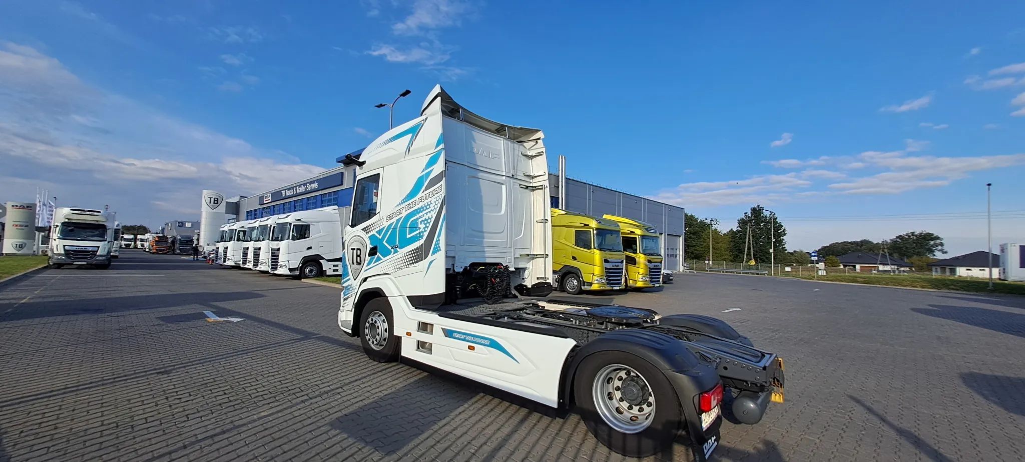 DAF XG 480KM  DEMO - bogate wyposażenie,klimatyzacja postojowa, vecto 3