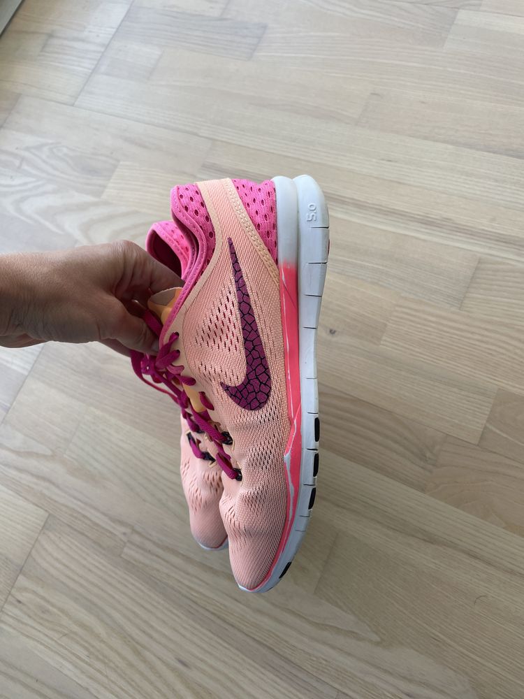 Кросівки оригінал nike free tr fit 5